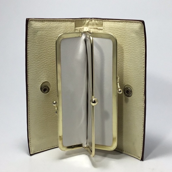 Vintage Brown Cream Patent Textured Leather Wallet - Picture 8 of 16